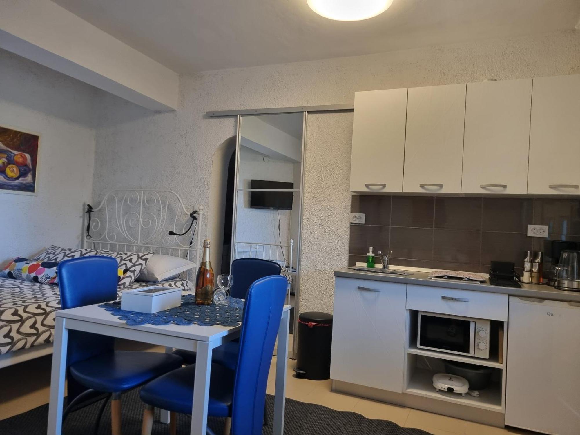 Apartments Dora Crikvenica Bagian luar foto