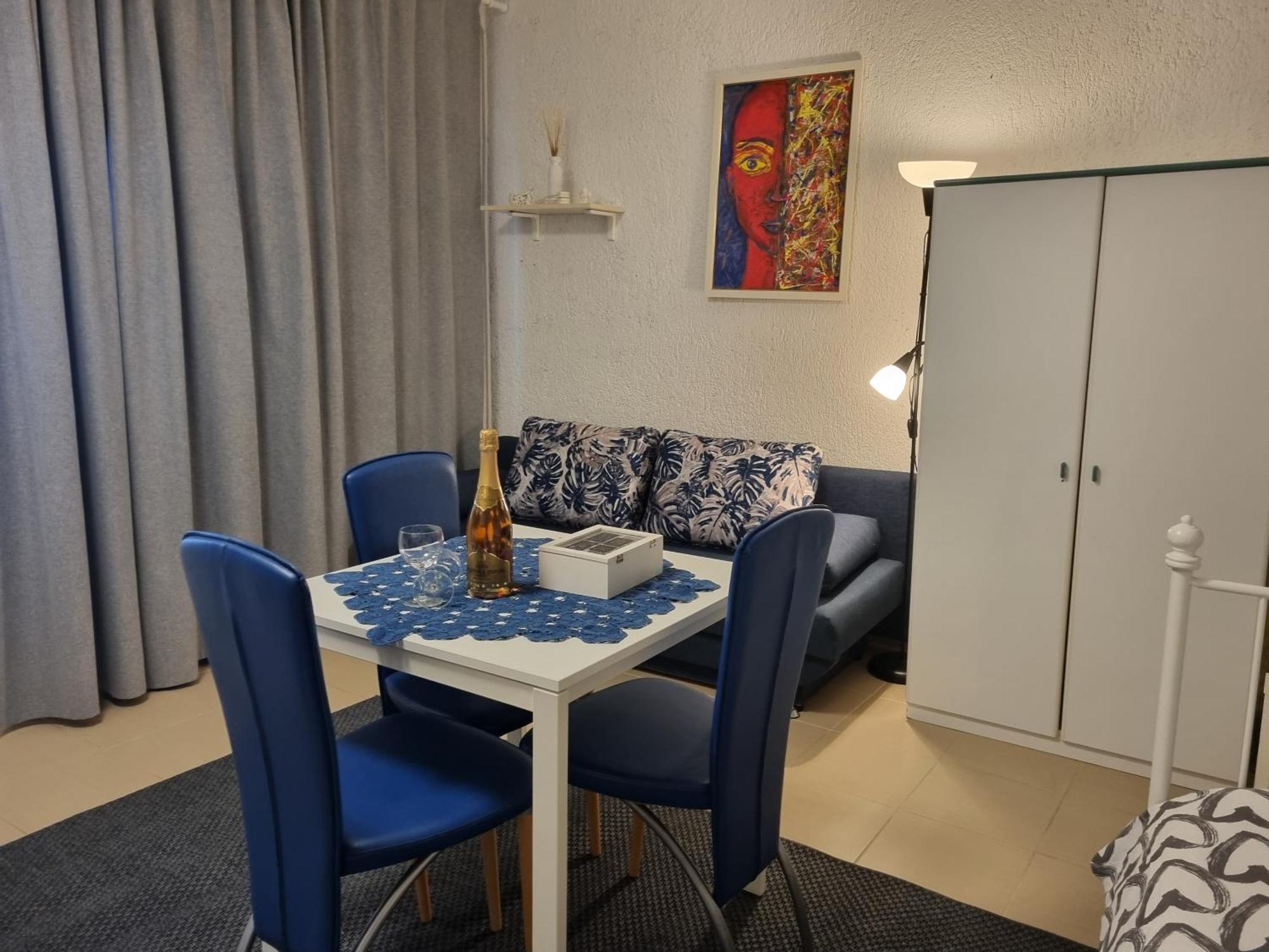 Apartments Dora Crikvenica Bagian luar foto